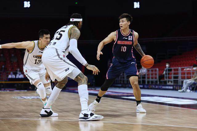 欧博abg登录入口-莫兰德统治内线辽宁夺赛点 周鹏再伤广东无路可退