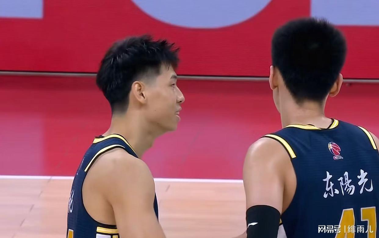 欧博官网-广东队被迫裁掉杜锋？三大国青惨遭打压，四大国手全被骂懵了！